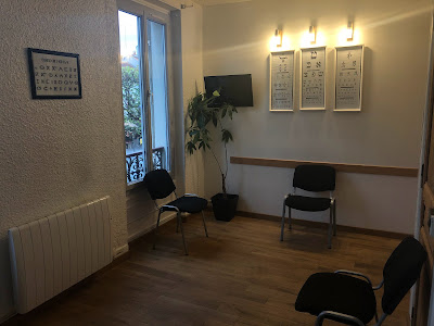 Dr Nadia LADJADJ à Saint-Mandé