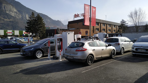 Tesla Supercharger à Sallanches