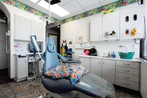 Glen Ellyn Pediatric Dentistry image