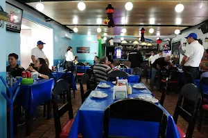 Restaurante La Marisquería Mahi-Mahi image