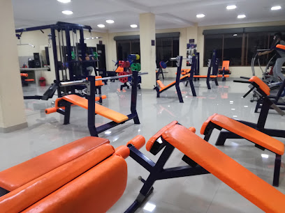 House Mega Gym - 4XH7+3QX, Cuenca, Ecuador