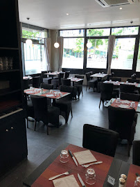 Atmosphère du Restaurant italien Casa Tua à Saint-Ouen-sur-Seine - n°2
