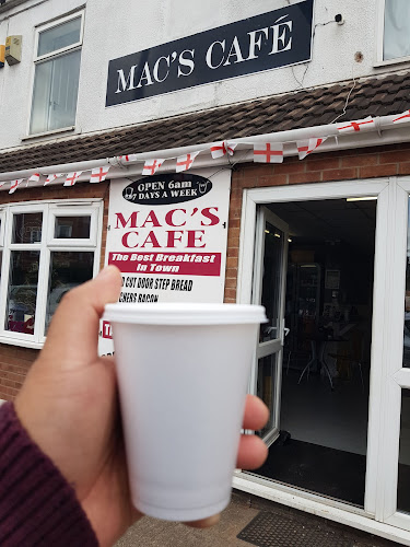 Comments and reviews of Mac's Cafe