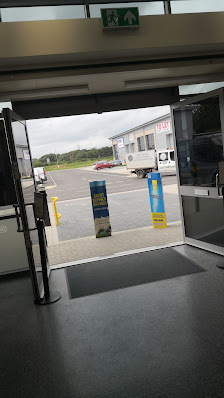 Screwfix Billingshurst Unit 8, Screwfix Billingshurst, Trade Park, Stane St, Billingshurst RH14 9HN, United Kingdom