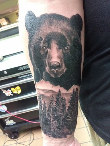 Tattoo Shop «Lark Tattoo», reviews and photos, 278 Lark St, Albany, NY 12210, USA