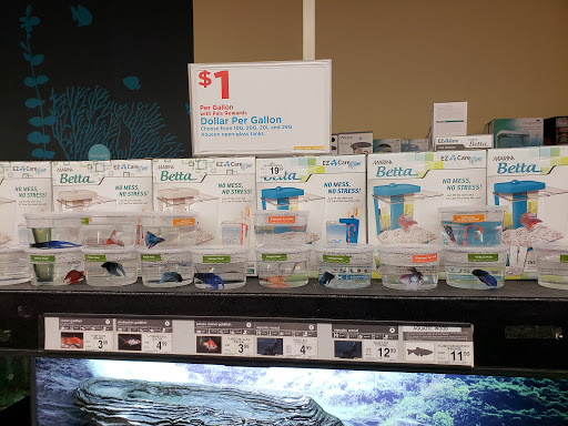 Pet Supply Store «Petco Animal Supplies», reviews and photos, 10383 Reisterstown Rd, Owings Mills, MD 21117, USA