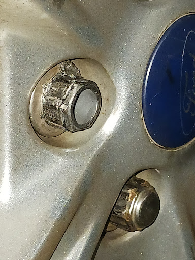 Auto Repair Shop «Meineke Car Care Center», reviews and photos, 1775 Rodney Rd, York, PA 17408, USA