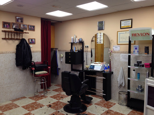 Bertos Barber - Barber Francisco Bertos en Armilla, Granada