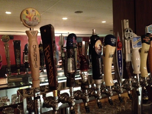 Bowling Alley «Pinz Bowling Center», reviews and photos, 700 N Lafayette St, South Lyon, MI 48178, USA