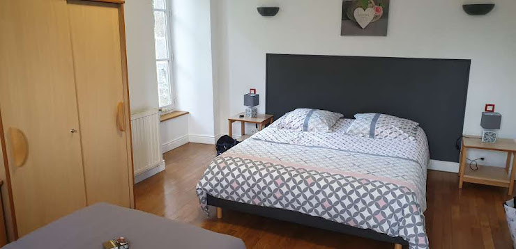 Chambres Hébergement d'intérieur Château du Bourg 53500 Saint-Denis-de-Gastines