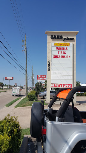 Truck Accessories Store «4 Wheel Parts - Houston Sweet Lake», reviews and photos, 13820 Westheimer Rd, Houston, TX 77077, USA