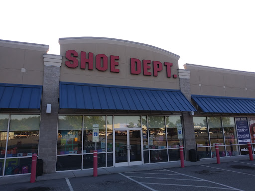 Shoe Dept., 115 W Elmsley Dr #102, Greensboro, NC 27406, USA, 