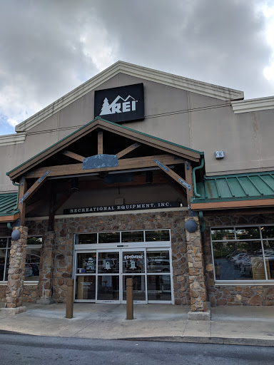Camping Store «REI», reviews and photos, 1165 Perimeter Center W #200, Atlanta, GA 30338, USA