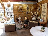 ギターショップ楽友