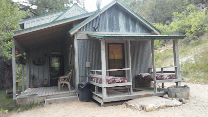 The Bunkhouse at HappyOurs Ranch