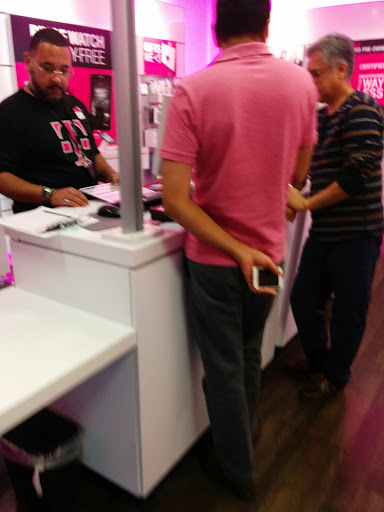 Cell Phone Store «T-Mobile», reviews and photos, 34260 Monterey Ave Suite 100, Palm Desert, CA 92260, USA