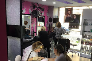 Beauty Salon Pamela Damen Und Herren