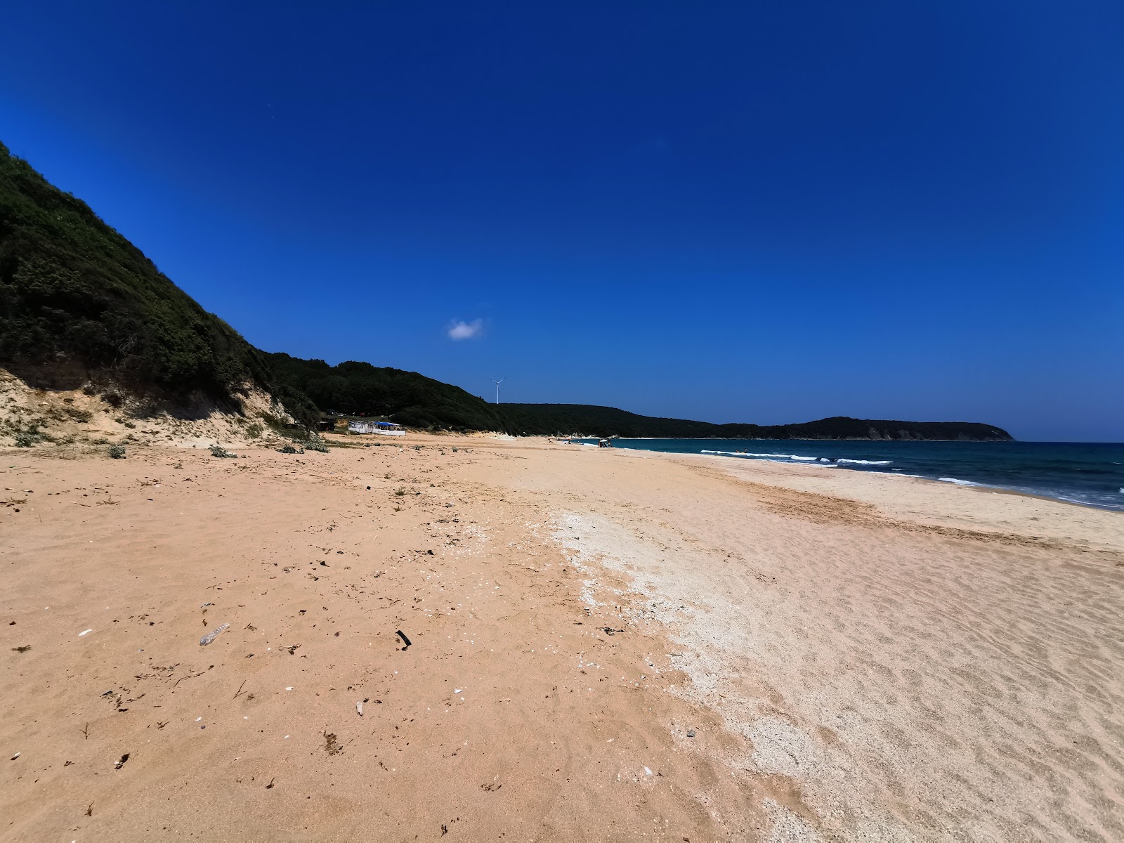 Servez beach'in fotoğrafı çok temiz temizlik seviyesi ile