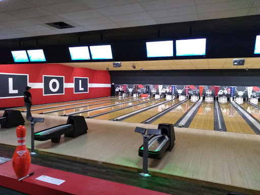 Bowling Alley «AMF Riviera Lanes», reviews and photos, 20 S Miller Rd, Fairlawn, OH 44333, USA