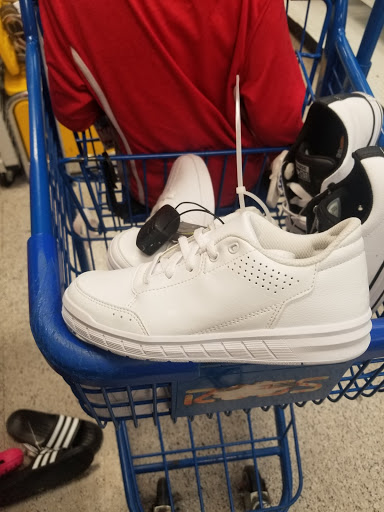 Clothing Store «Old Navy», reviews and photos, 3470 W Century Blvd, Inglewood, CA 90303, USA