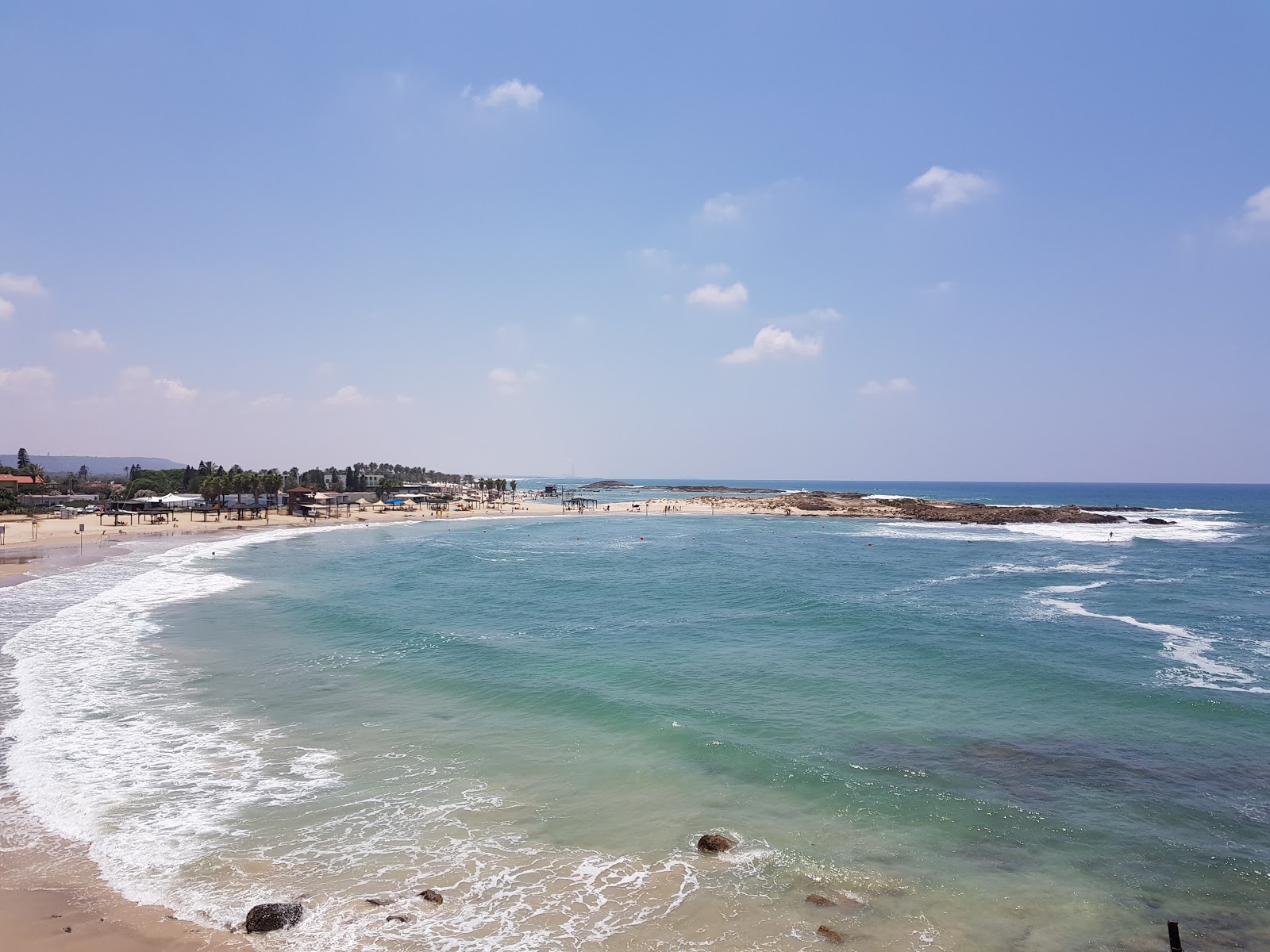Dor Beach'in fotoğrafı imkanlar alanı