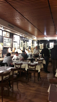 Atmosphère du Restaurant français Aux Arts et Sciences Réunis à Paris - n°10