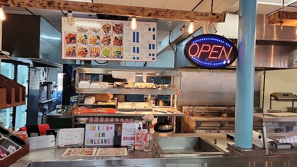 Queen New Orleans fried chicken 75126