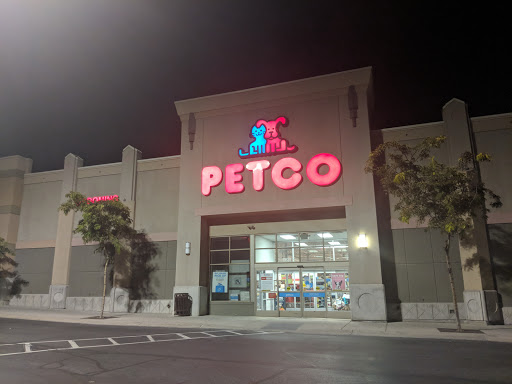 Pet Supply Store «Petco Animal Supplies», reviews and photos, 11639 S Pkwy Plaza Dr, South Jordan, UT 84095, USA