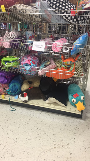 Donations Center «Goodwill of North Georgia: Roswell Store and Donation Center», reviews and photos