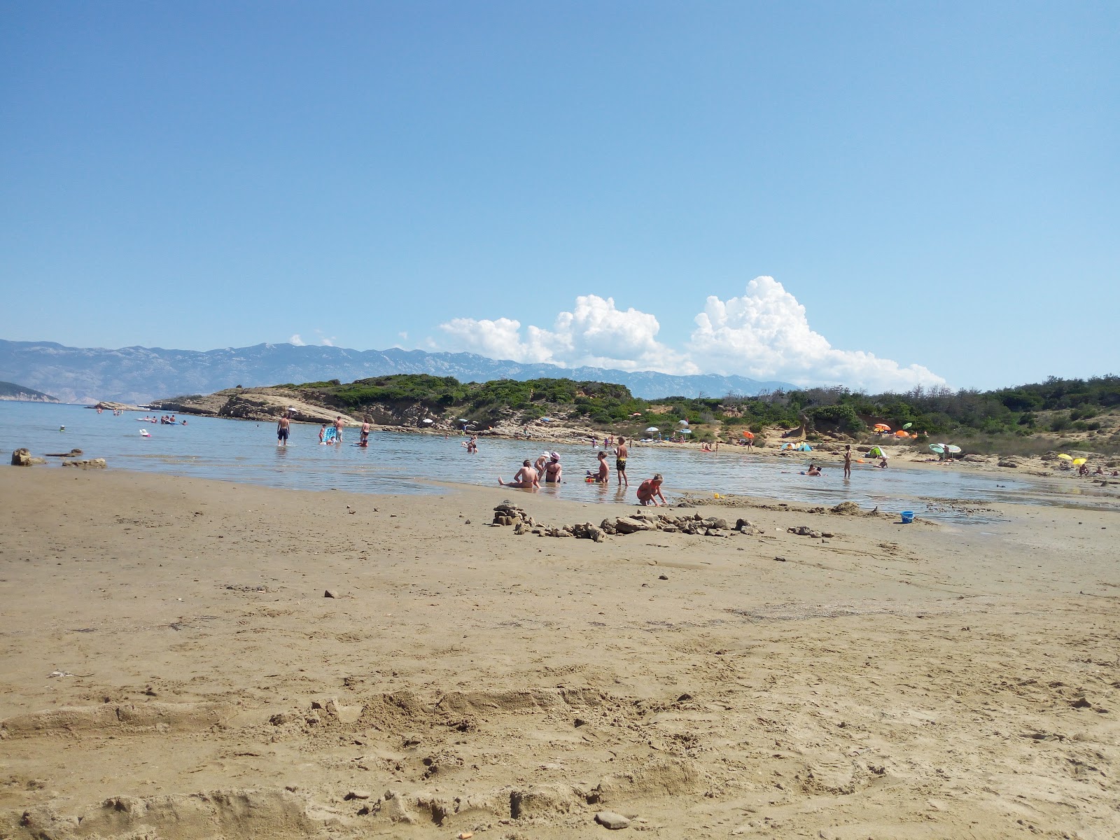 Foto de Ciganka beach con muy limpio nivel de limpieza