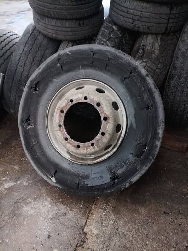 Adanalı Oto Lastik Tamiri-Petlas Lastik Bayii Ve Lastik Tamiri