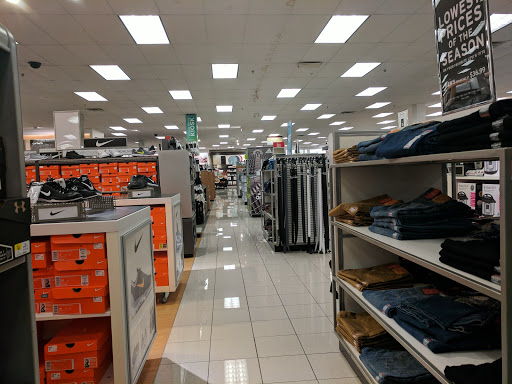 Shopping Mall «Hamilton Marketplace», reviews and photos, 130 Marketplace Blvd, Hamilton Township, NJ 08691, USA