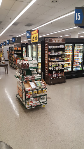 Grocery Store «Food Lion», reviews and photos, 424 N Main St, Kilmarnock, VA 22482, USA