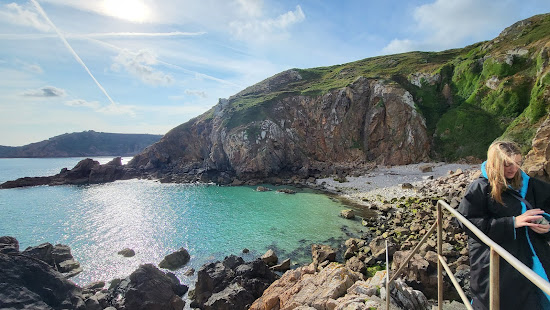 Le Jaonnet Bay
