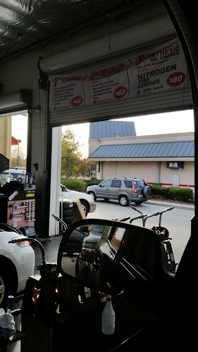Oil Change Service «Davisville Express Lube», reviews and photos, 2014 Lyndell Terrace, Davis, CA 95616, USA