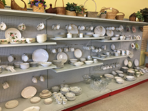 Thrift Store «My Island Thrift Store», reviews and photos, 245 Crockett Blvd, Merritt Island, FL 32953, USA