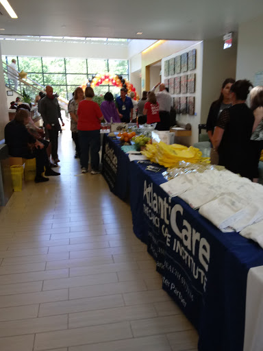 Gourmet Grocery Store «Honeytree», reviews and photos, 331 Tilton Rd #26, Northfield, NJ 08225, USA