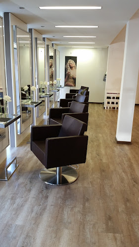 Rezensionen über la paloma coiffure cosmetic nails in Arbon - Friseursalon