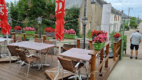 Atmosphère du Restaurant L'auberge Du Crescent à Marigny-l'Église - n°1