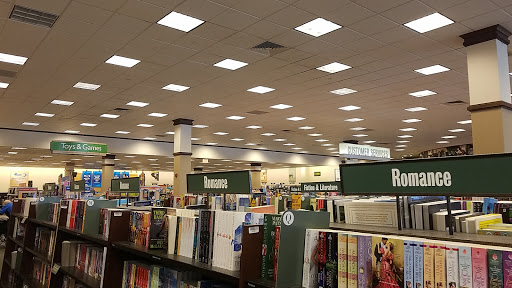 Book Store «Barnes & Noble», reviews and photos, 4801 Concord Pike, Wilmington, DE 19803, USA