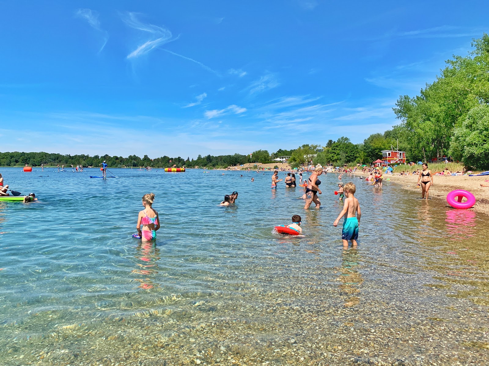 Foto di Strand am Kulkwitzer See con una superficie del piccoli ciottoli beige