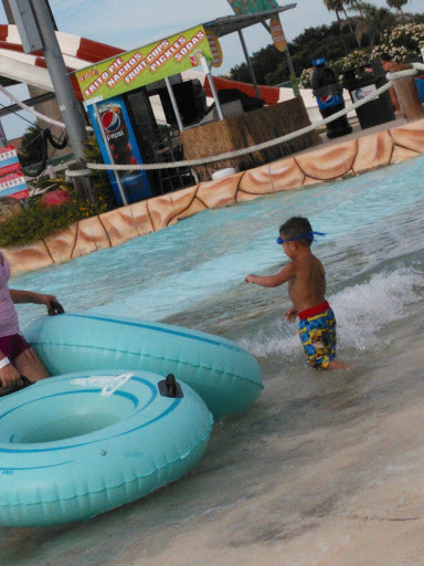 Water Park «Hurricane Alley Waterpark», reviews and photos, 702 E Port Ave, Corpus Christi, TX 78401, USA