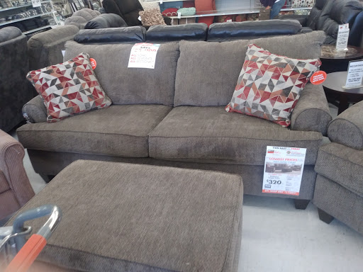 Discount Store «Big Lots», reviews and photos, 4613 Dixie Hwy, Fairfield, OH 45014, USA