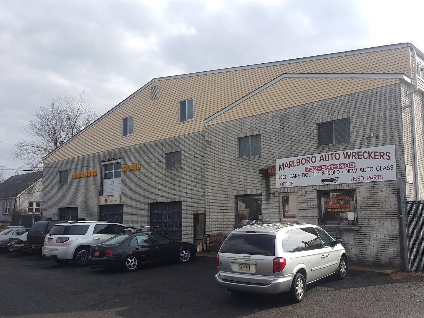 Auto parts store In Morganville NJ 