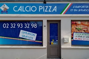 Calcio Pizza image