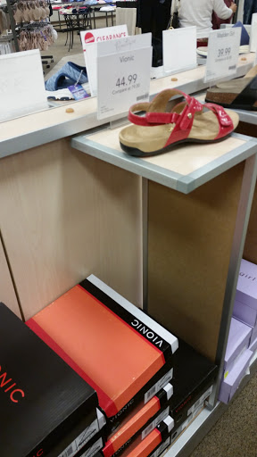 Department Store «Stein Mart», reviews and photos, 1122 S Rochester Rd, Rochester Hills, MI 48307, USA