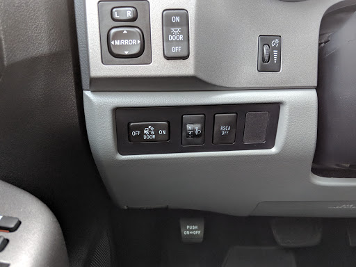 Used Car Dealer «Cooper Auto Sales and Rentals», reviews and photos, 9158 WA-525, Clinton, WA 98236, USA