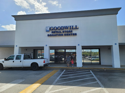 Thrift Store «Goodwill», reviews and photos
