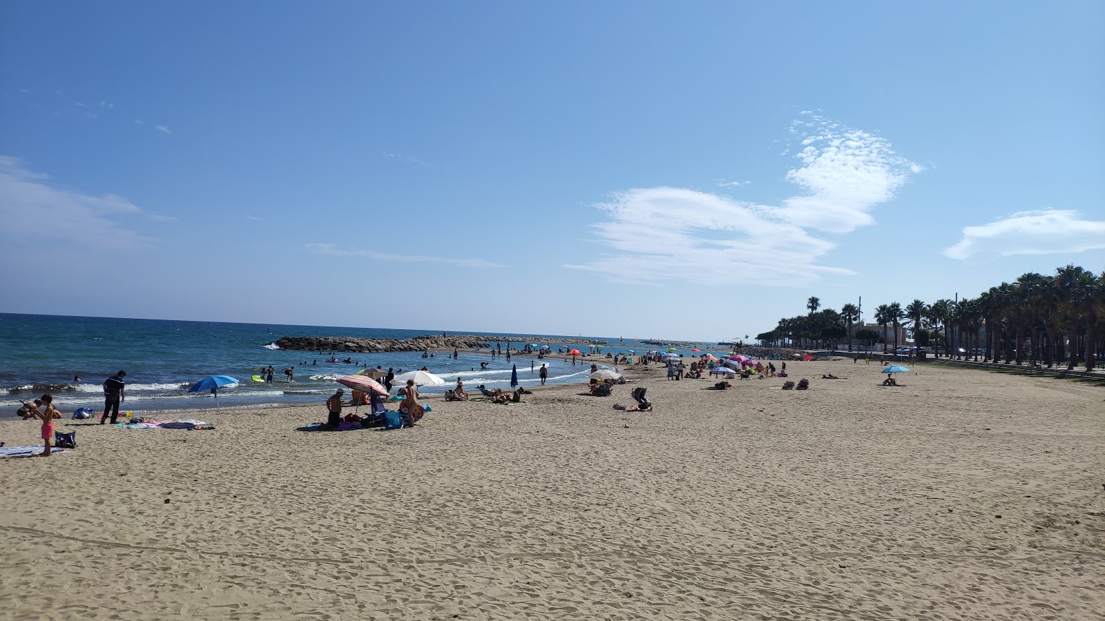 Photo of Cambrils Beach and the settlement