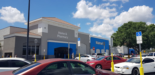 Department Store «Walmart Supercenter», reviews and photos, 3250 Vineland Rd, Kissimmee, FL 34746, USA